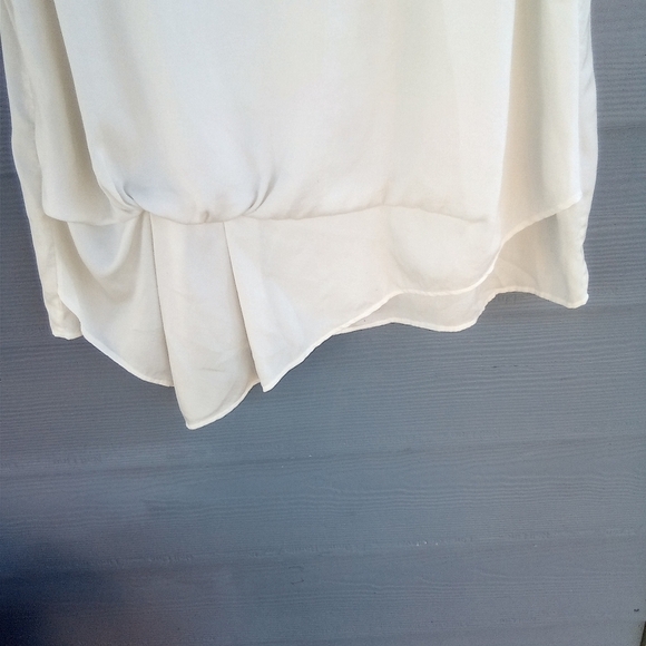 Women's Chico's Ivory Asymmetrical Tank Top Blouse Size 12-14 Chico's Size "2" - Picture 2 of 3